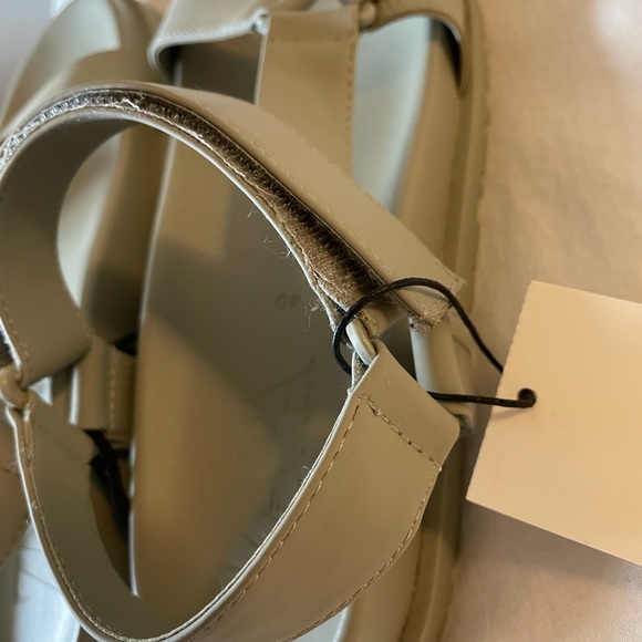 Zara Sandals - Picture 5 of 7